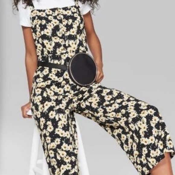 Sunflower romper - Picture 3 of 3